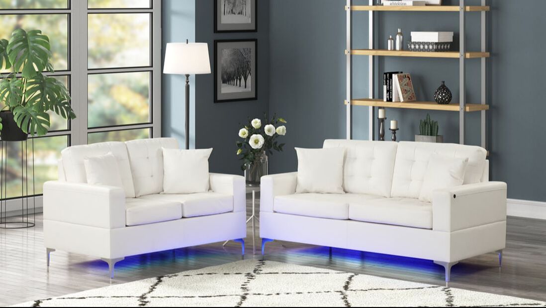 Miami - Sofa & Loveseat Set (luces LED)