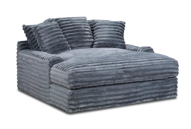 Chaise Lounge